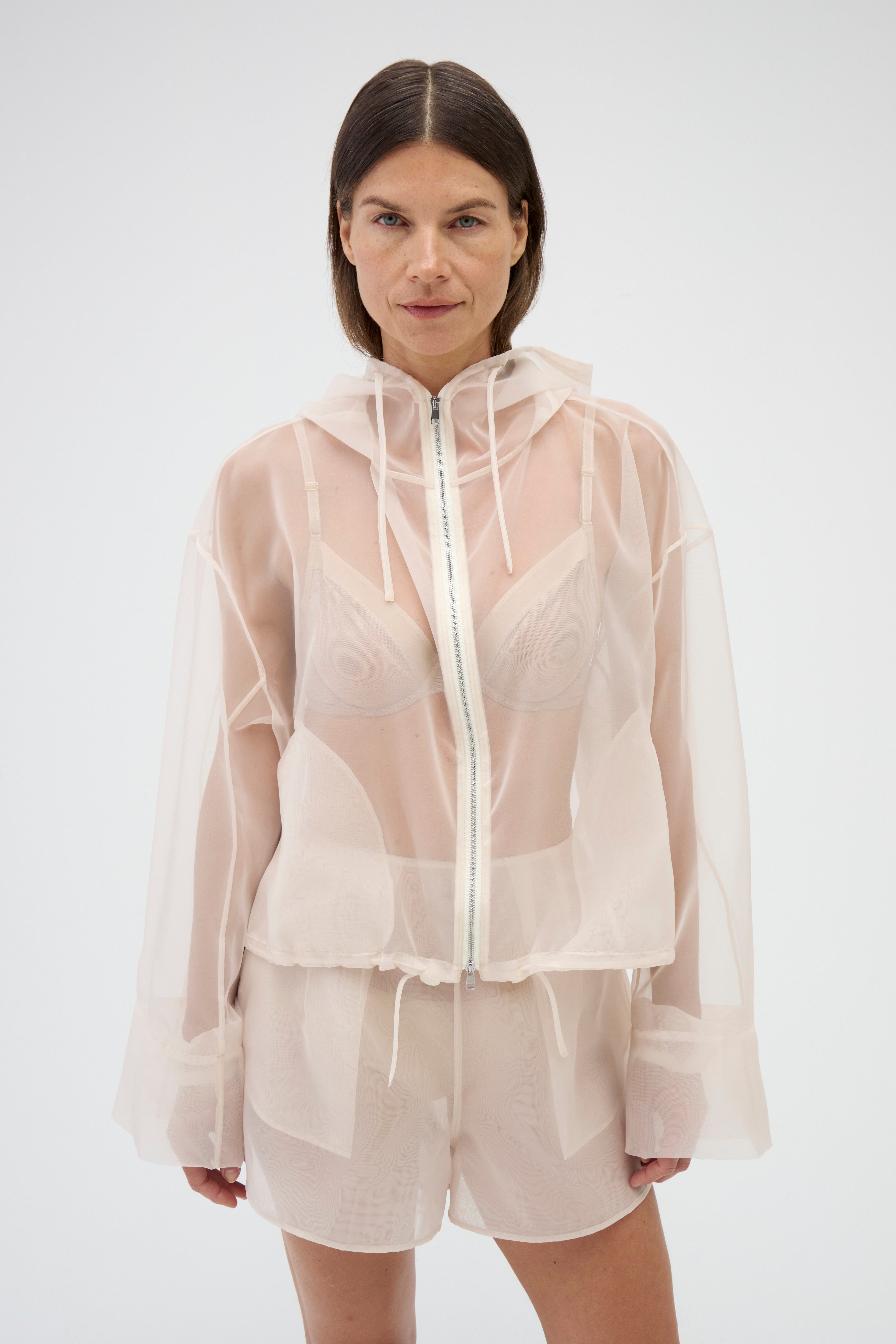 022125_RENGGLI_ORGANZAANORAK-