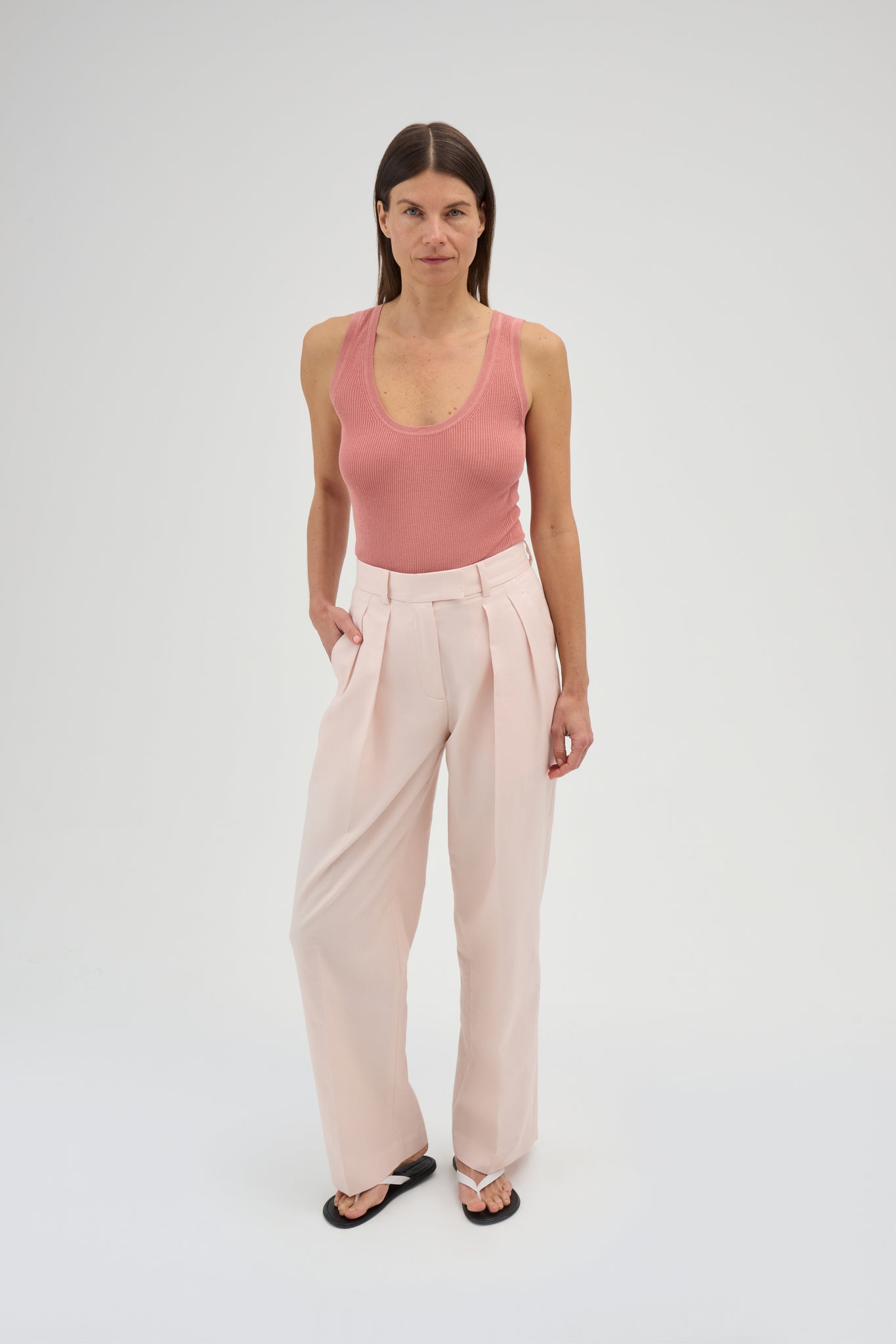 COTTON PLEATED TROUSER