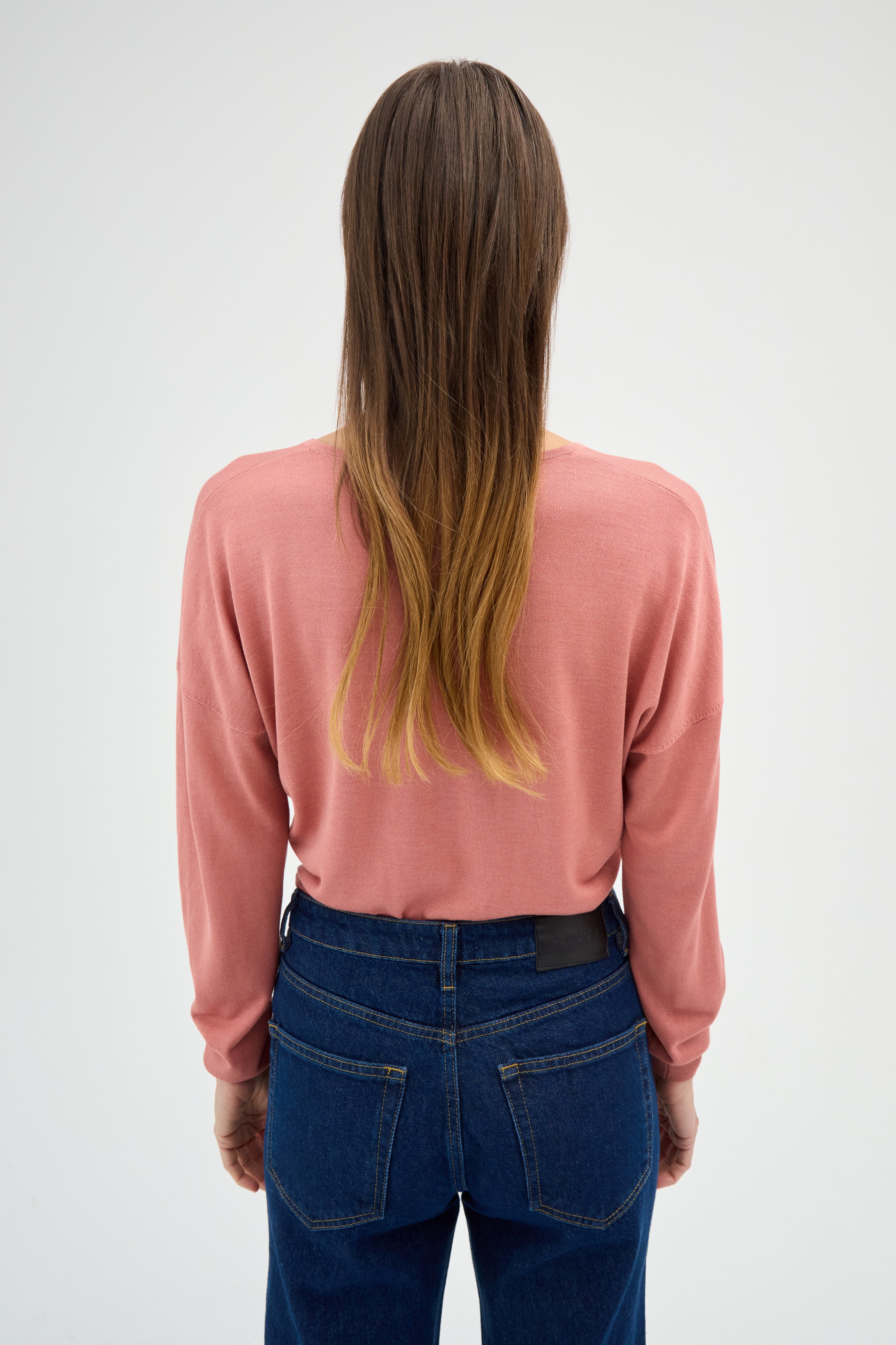 SILK CASHMERE V-NECK SWEATER – Renggli