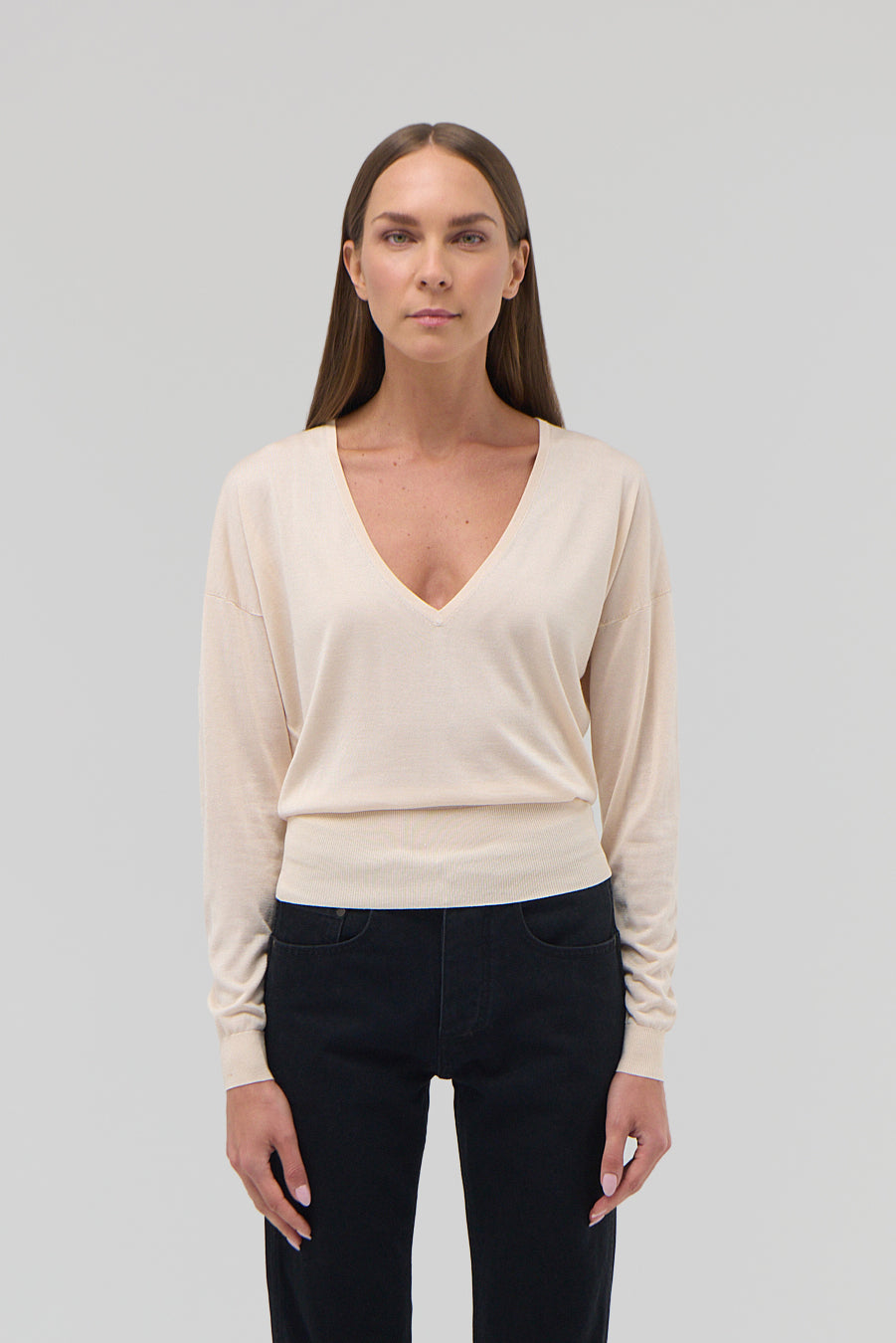 SILK CASHMERE V-NECK SWEATER
