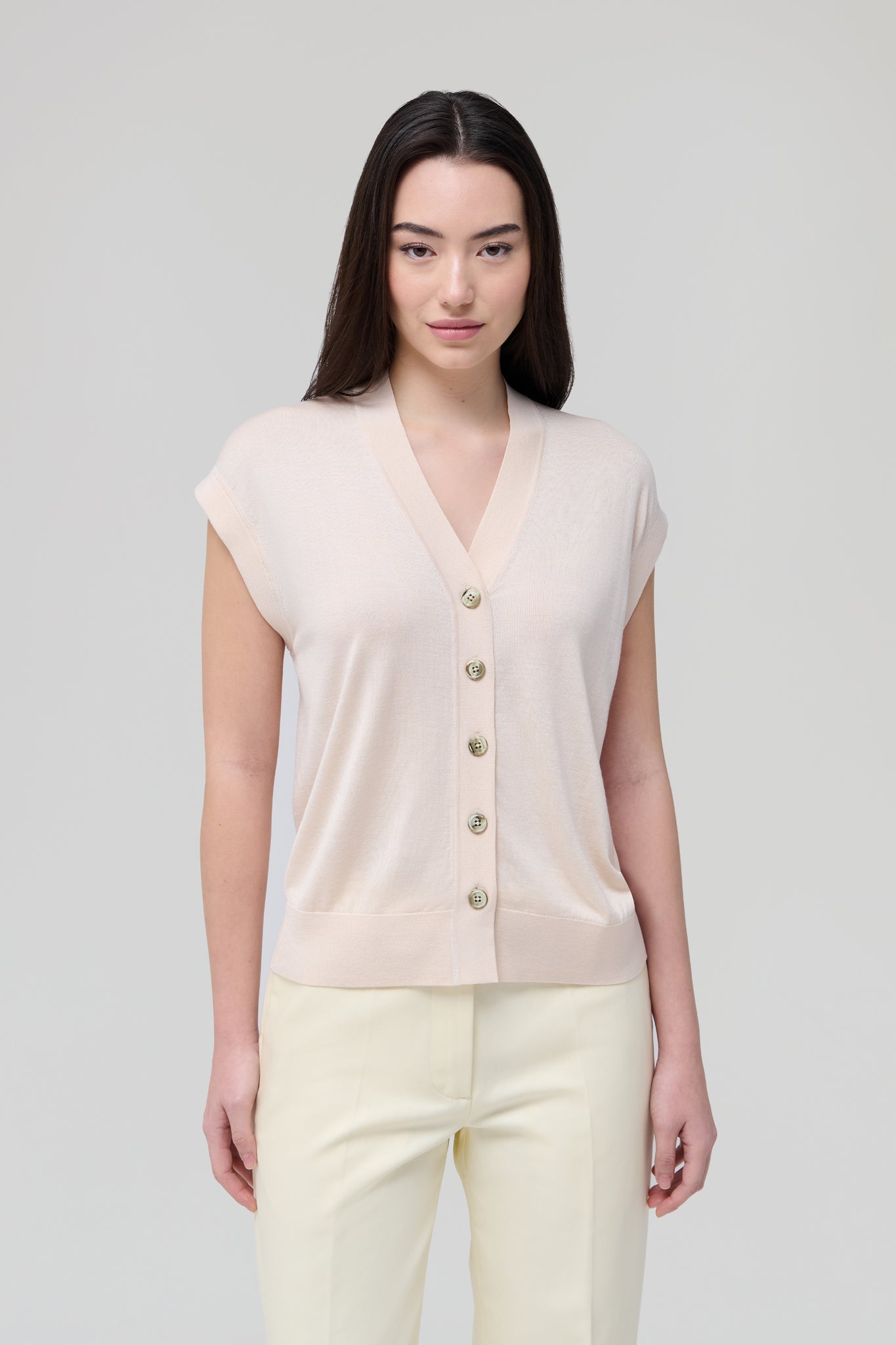 SILK CASHMERE V-NECK VEST – Renggli