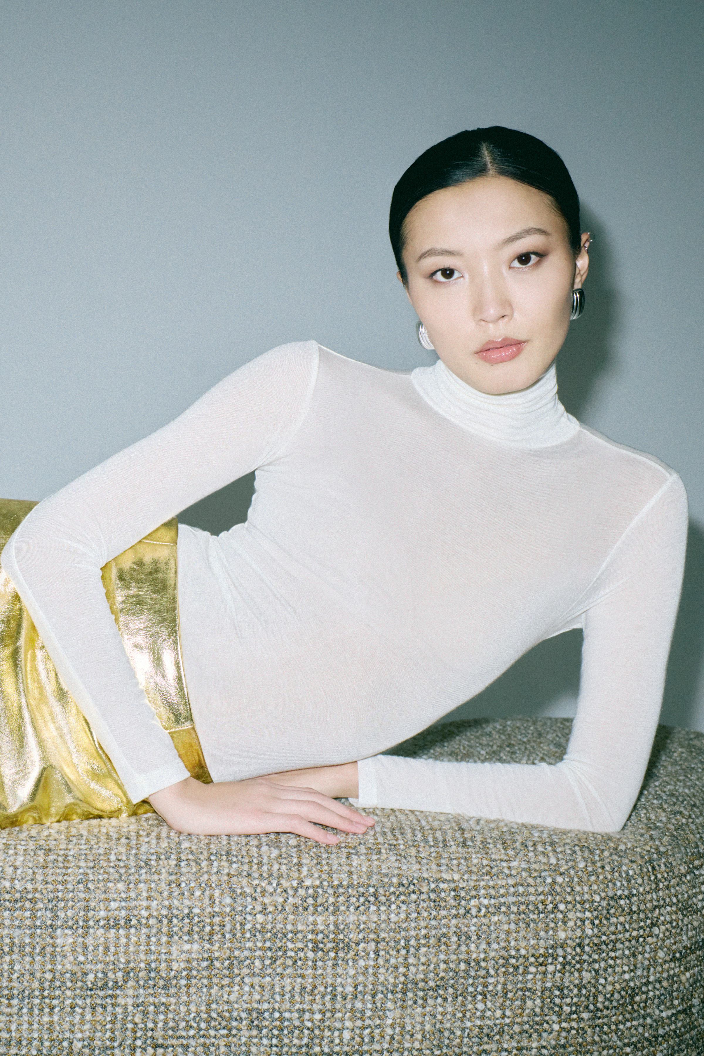 6(ROKU) SHEER TURTLE NECK PULLOVER カットソー Evren Sheer Turtleneck - White – The Frankie Shop